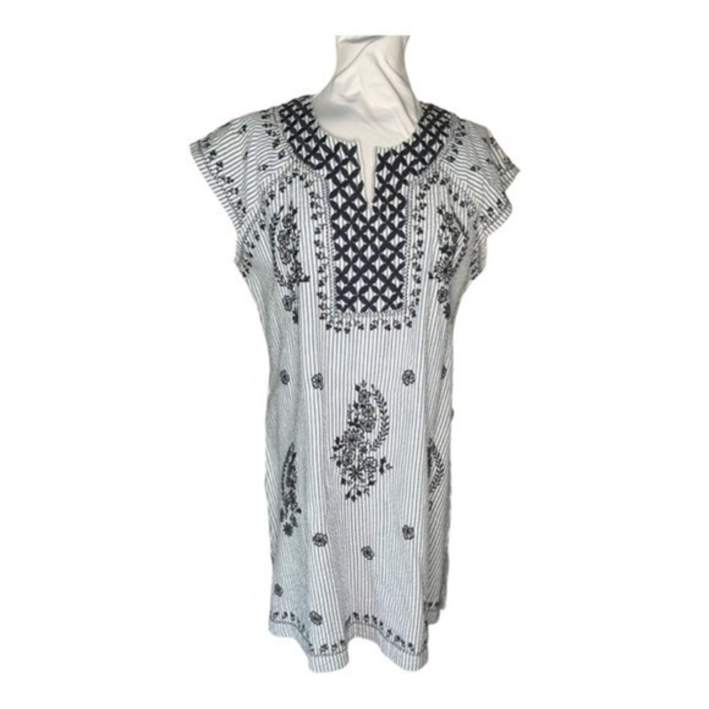 Madison Mathews Seersucker Embroidered Blue Striped Popover Dress Size M NWT